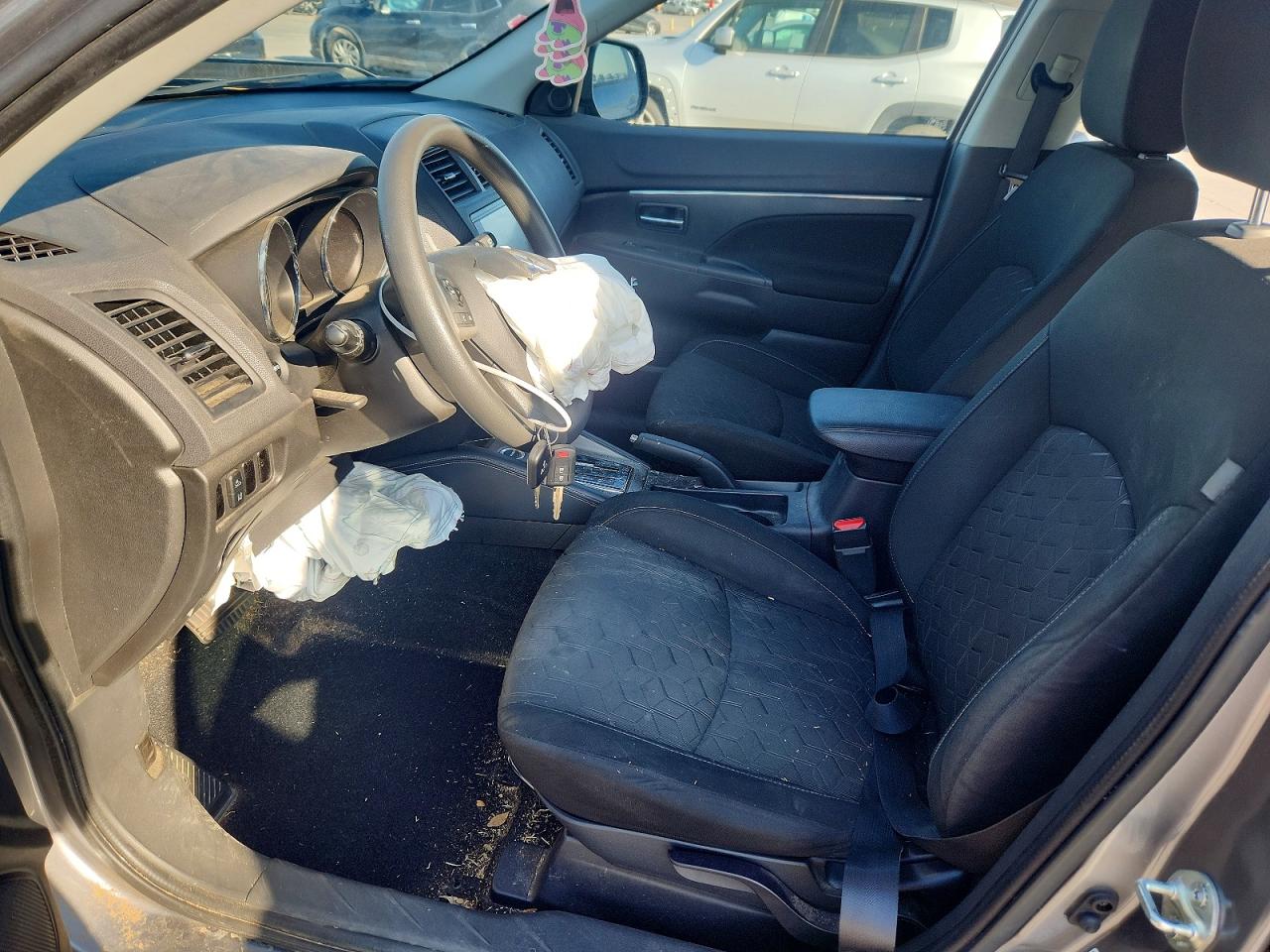 2023 MITSUBISHI OUTLANDER SPORT S/SE photo 7