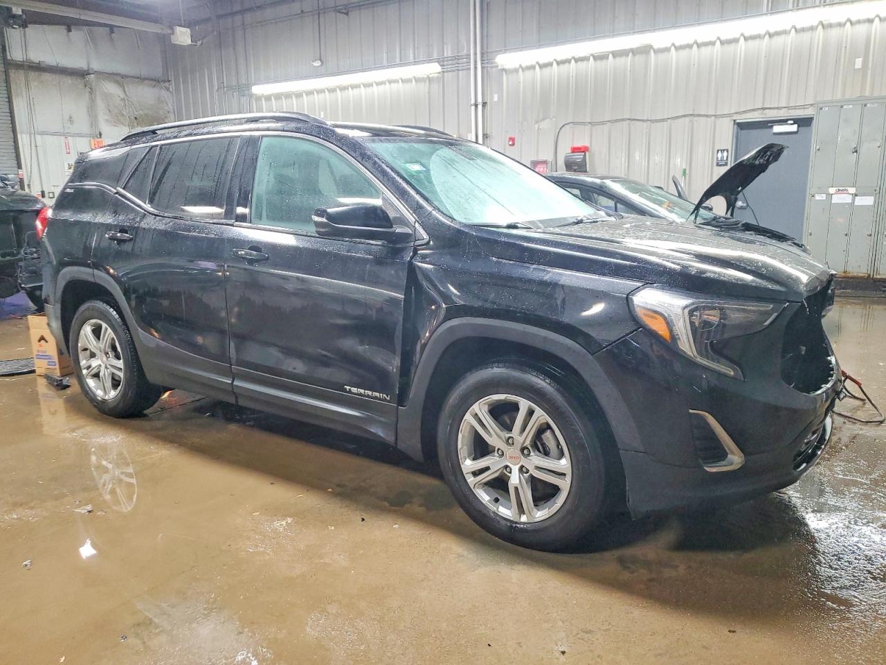 2018 GMC TERRAIN SLE photo 4