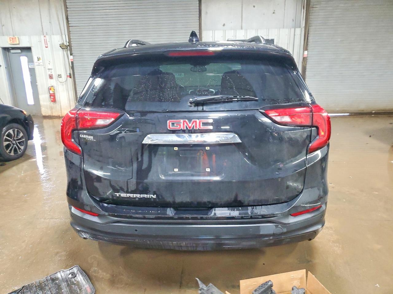 2018 GMC TERRAIN SLE photo 6