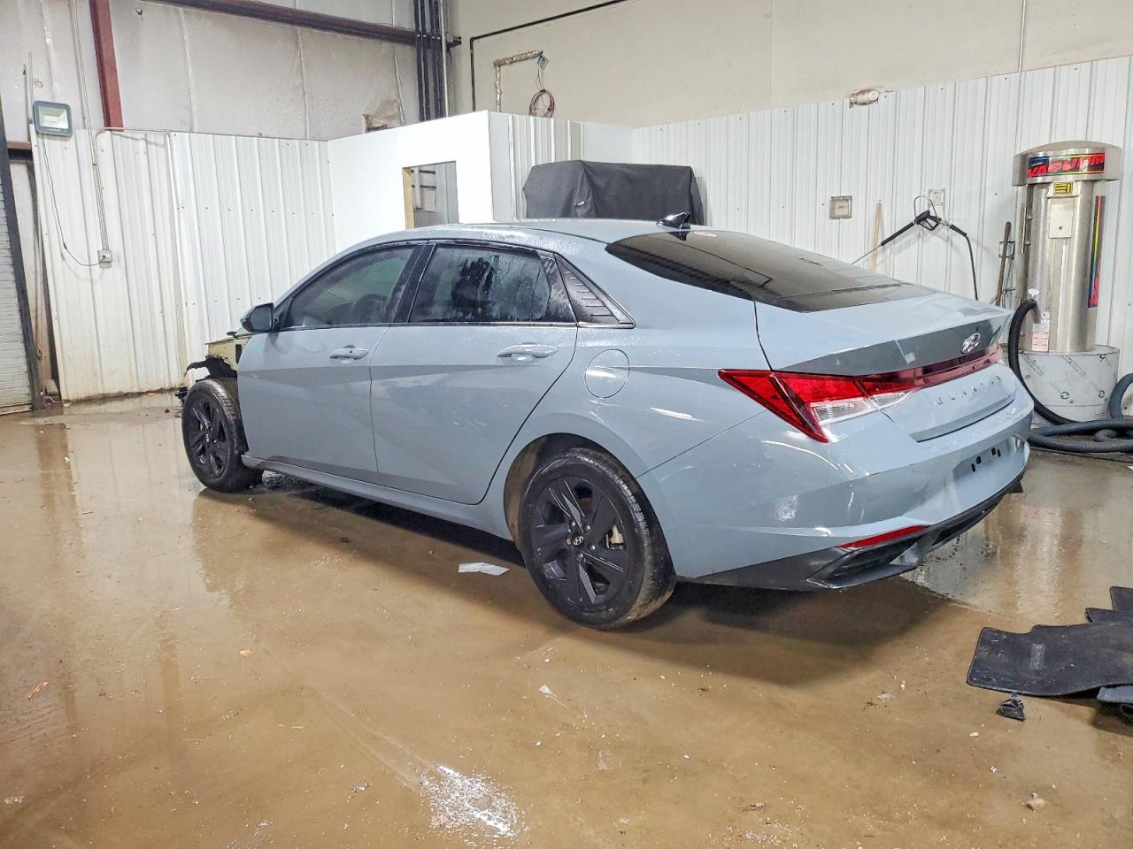 2022 HYUNDAI ELANTRA SEL photo 2