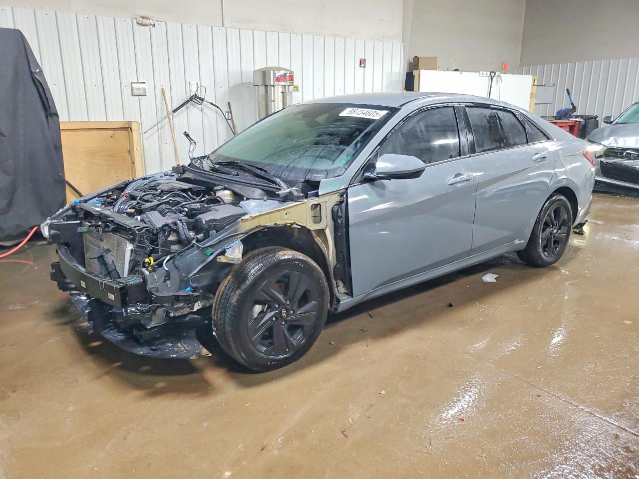 2022 HYUNDAI ELANTRA