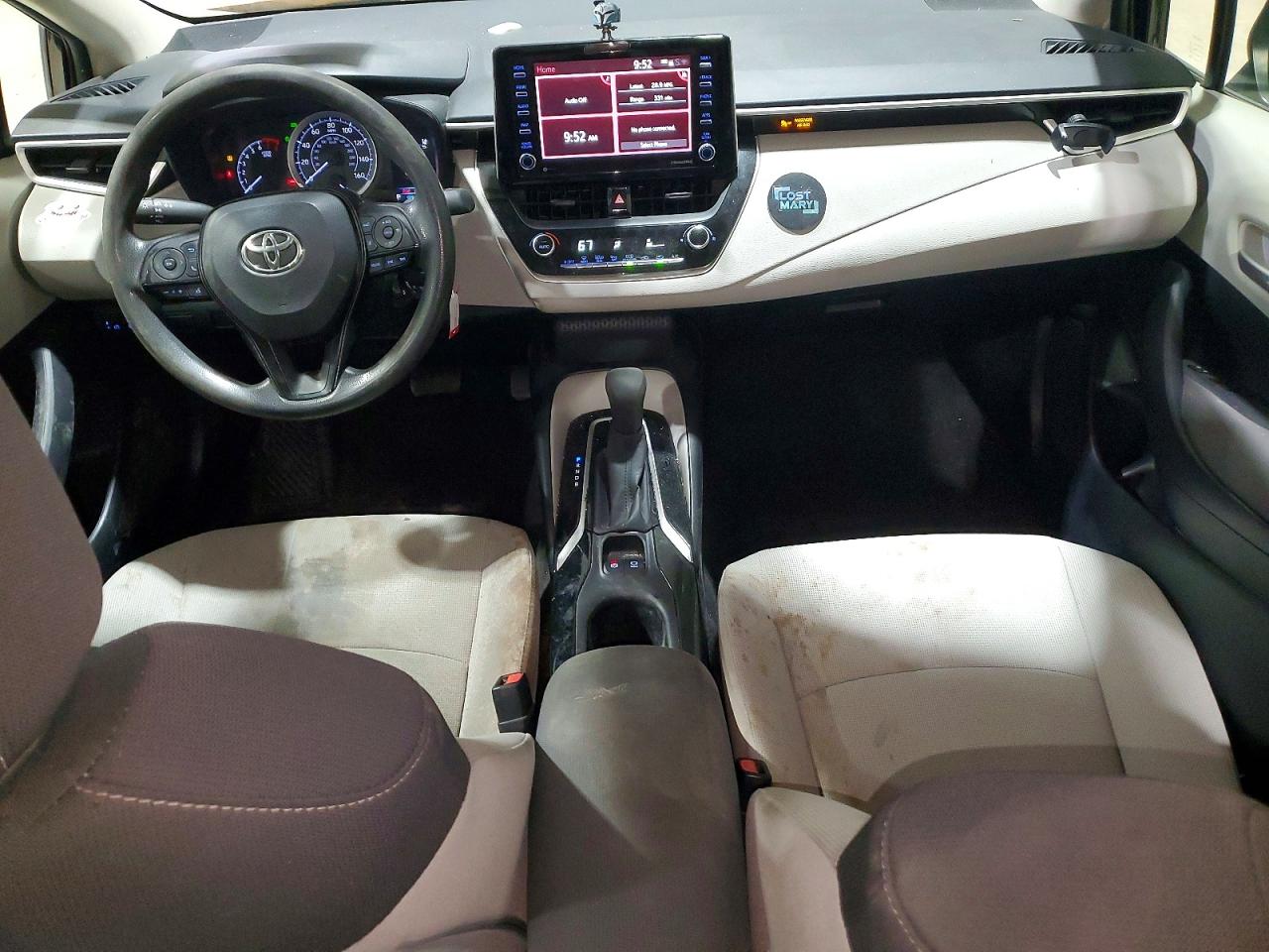 2021 TOYOTA COROLLA LE photo 8