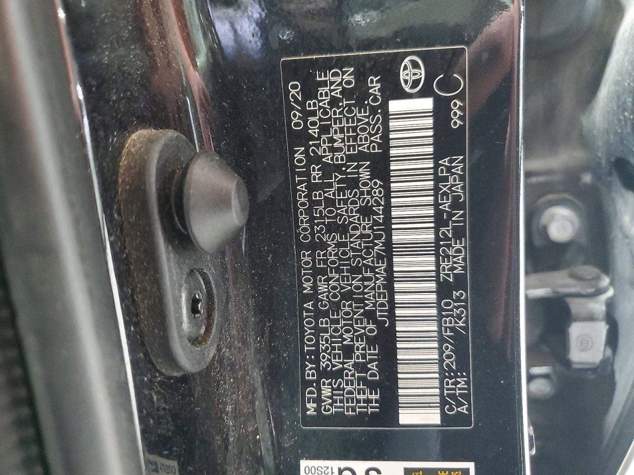 2021 TOYOTA COROLLA LE photo 12