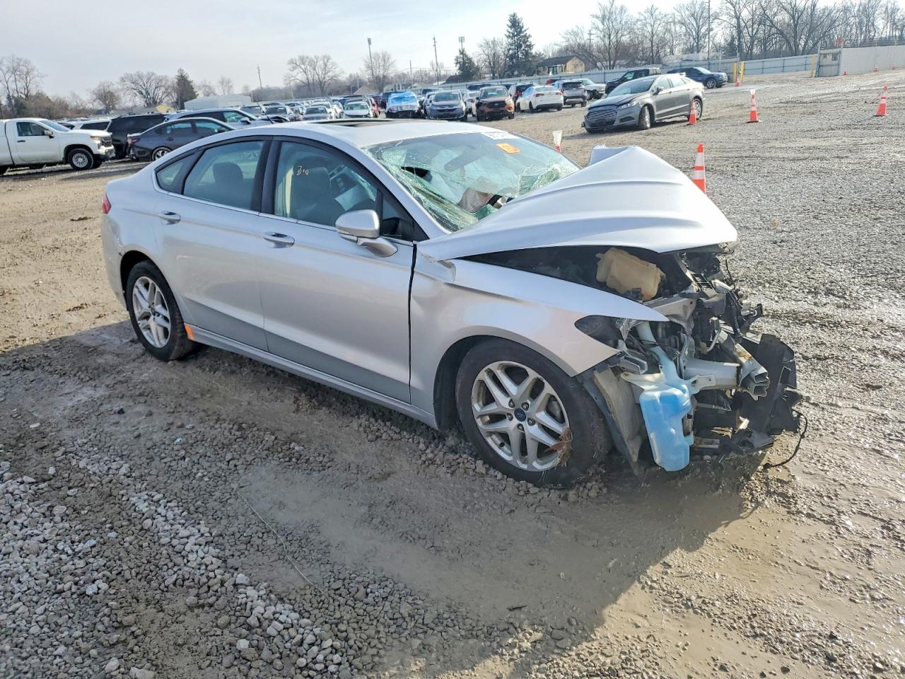 2016 FORD FUSION SE photo 4