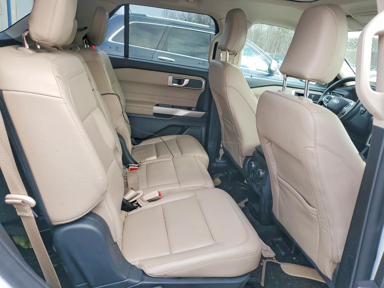 2021 FORD EXPLORER XLT photo 11