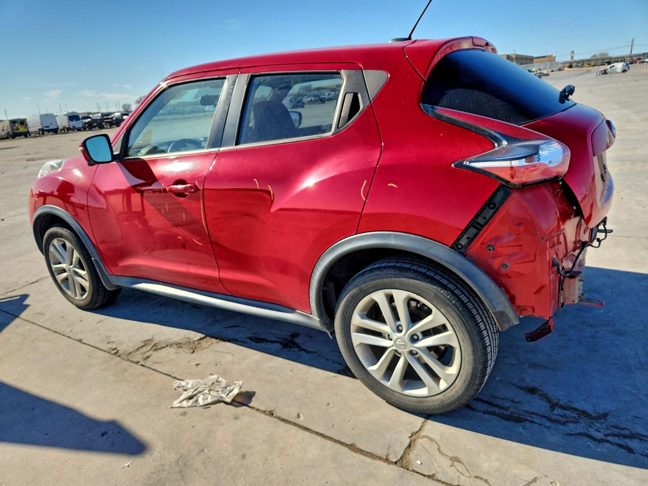 2015 NISSAN JUKE S photo 2