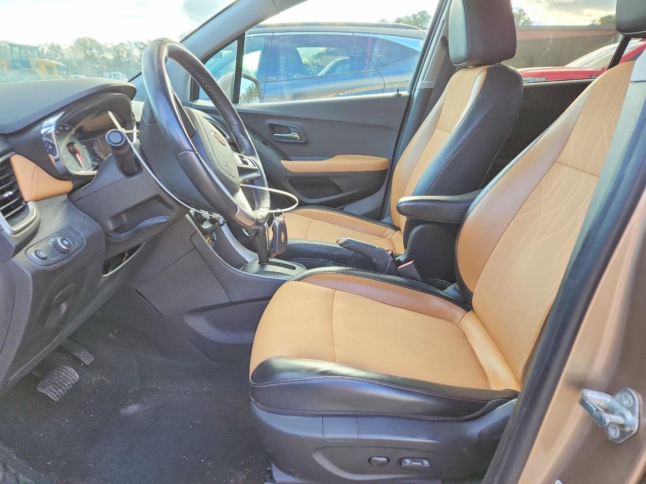 2018 CHEVROLET TRAX 1LT photo 7