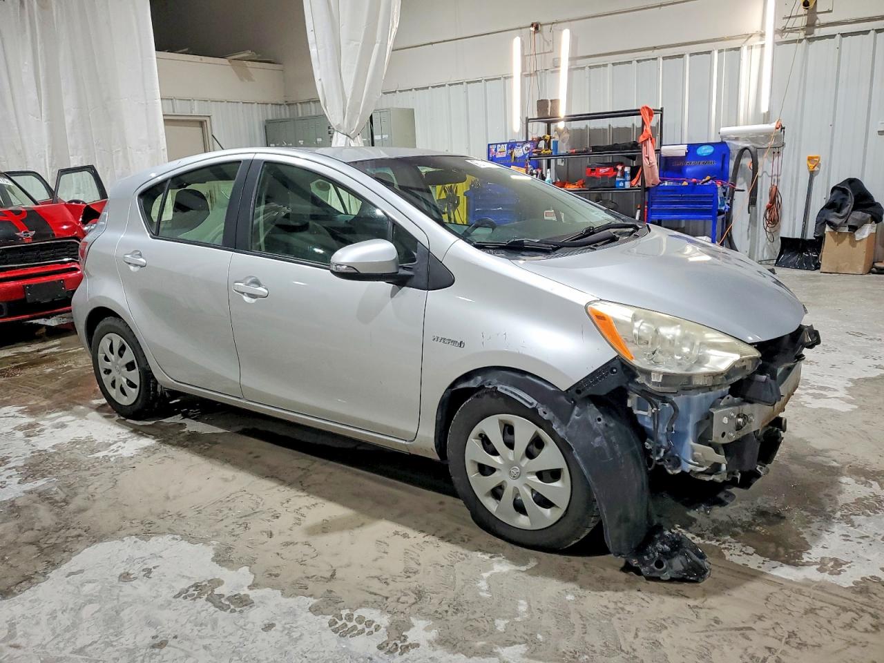 2012 TOYOTA PRIUS C photo 4
