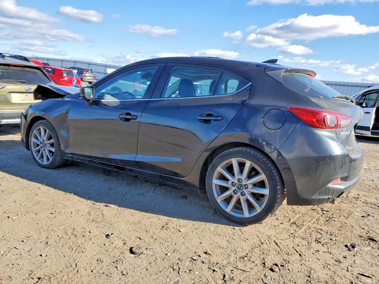 2017 MAZDA 3 GRAND TOURING photo 2