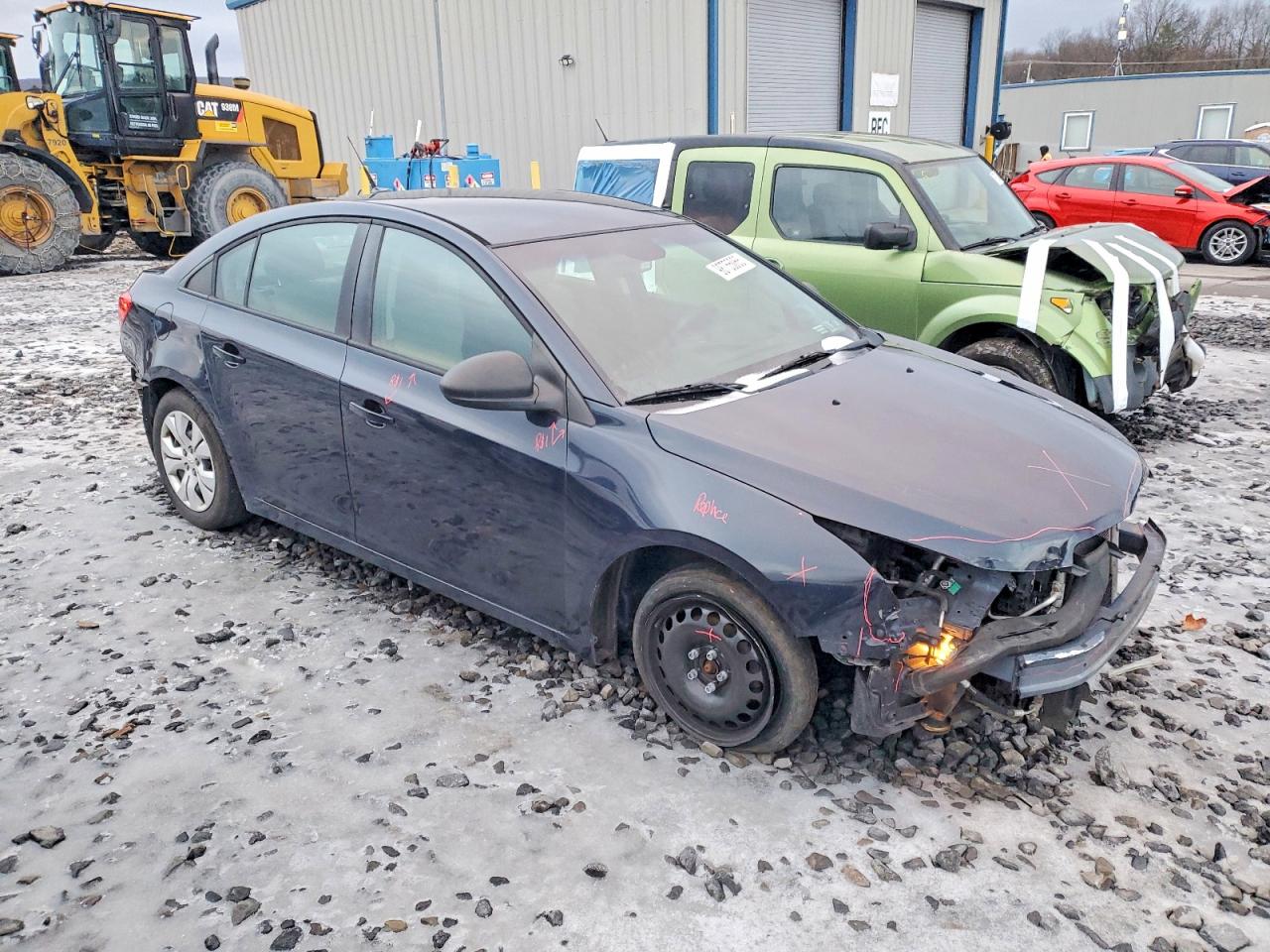 2014 CHEVROLET CRUZE LS photo 4