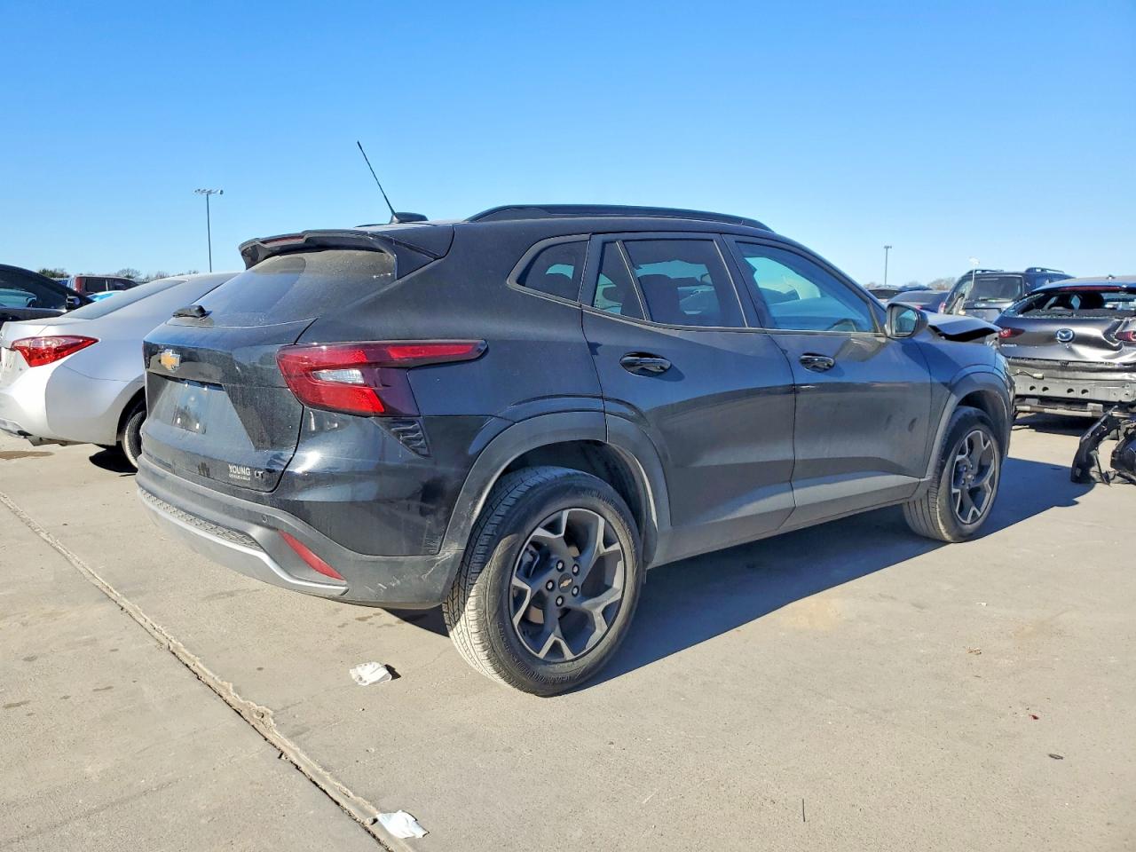 2025 CHEVROLET TRAX 1LT photo 3