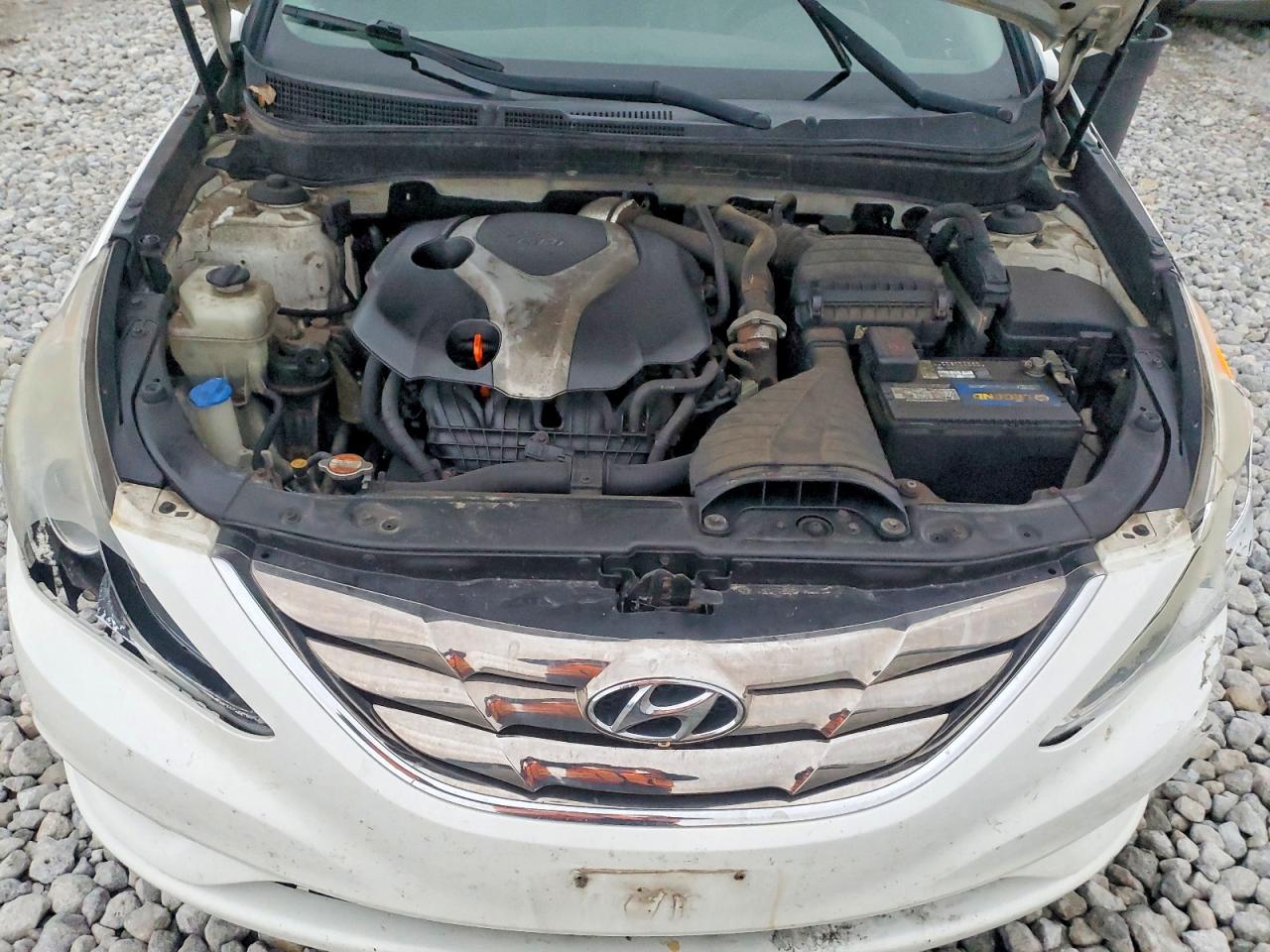 2012 HYUNDAI SONATA SE photo 11