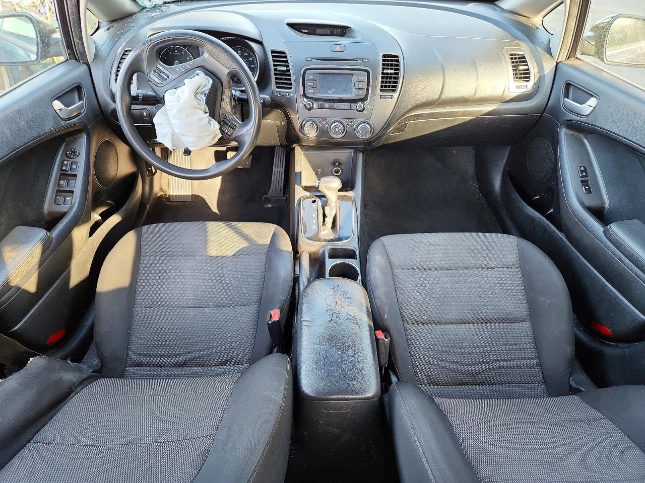 2018 KIA FORTE LX photo 8