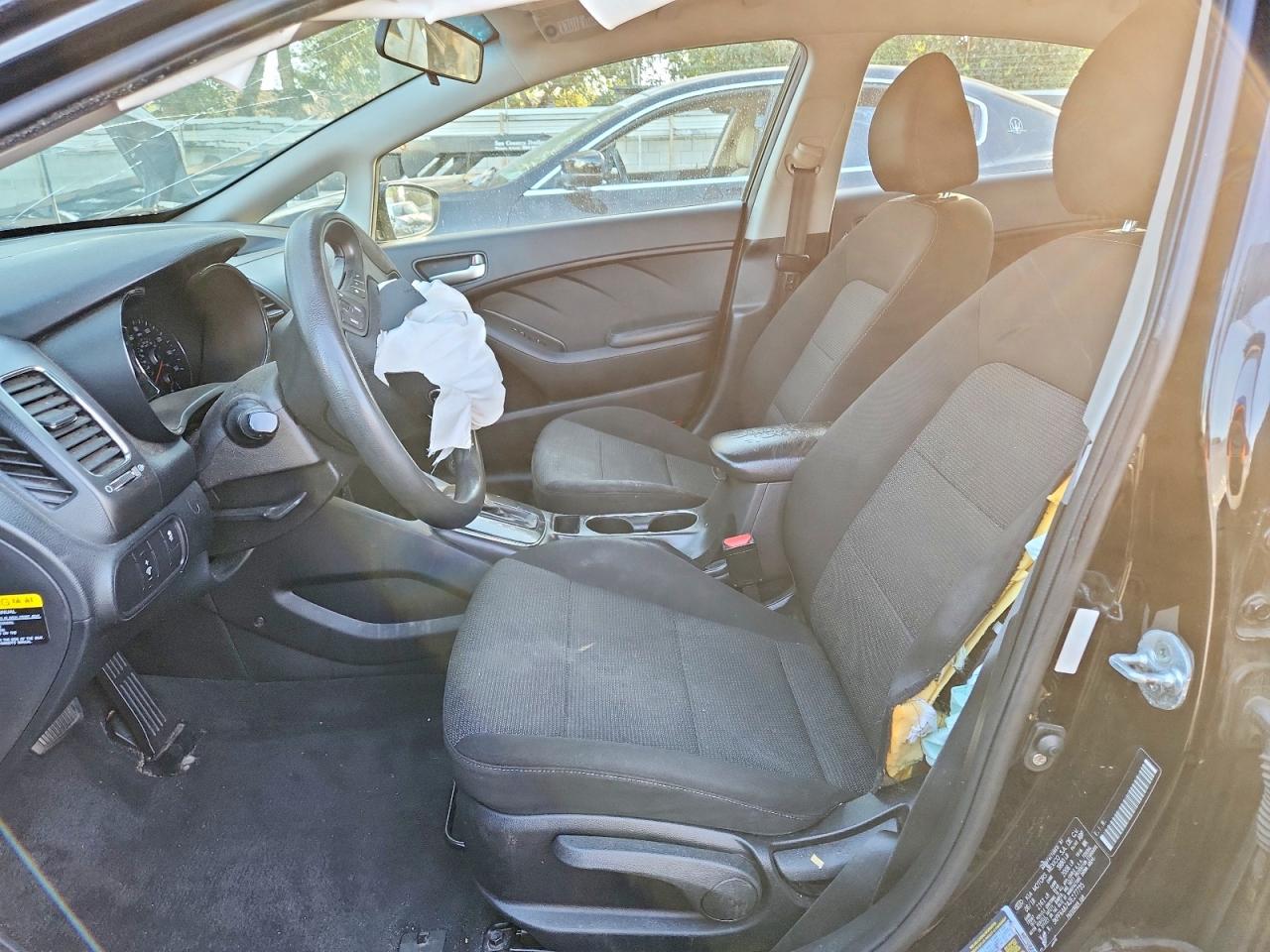 2018 KIA FORTE LX photo 7