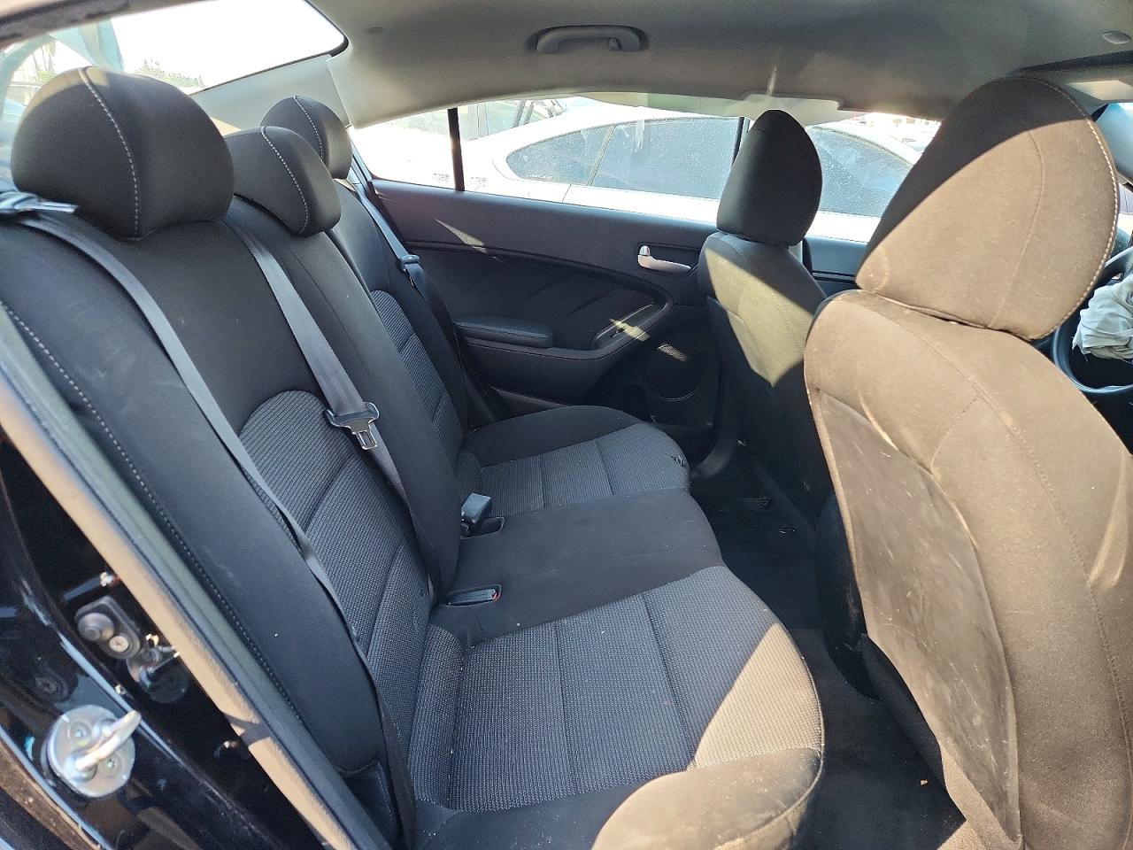 2018 KIA FORTE LX photo 10
