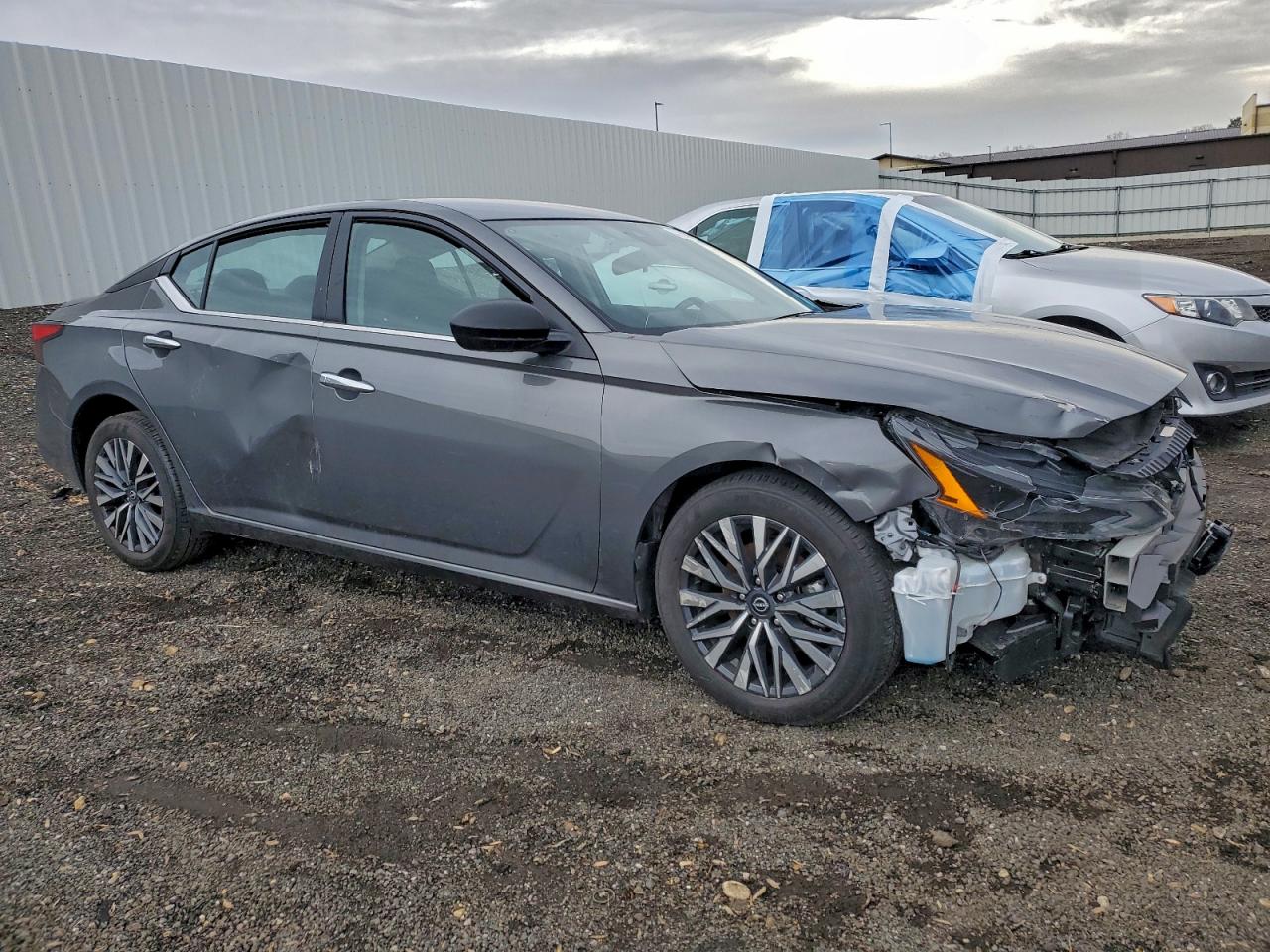 2025 NISSAN ALTIMA SV photo 4
