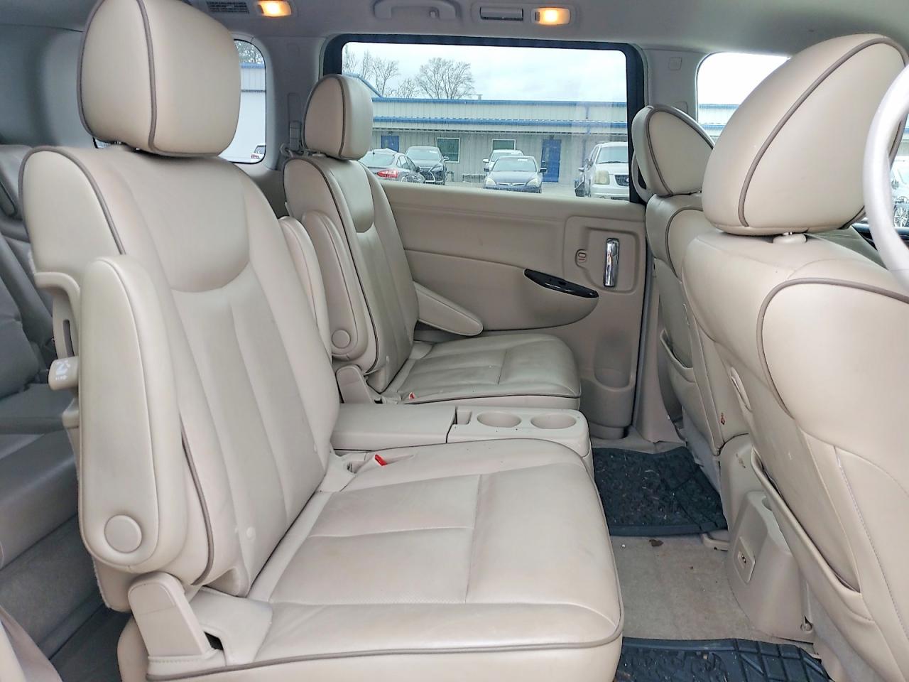 2012 NISSAN QUEST S photo 11