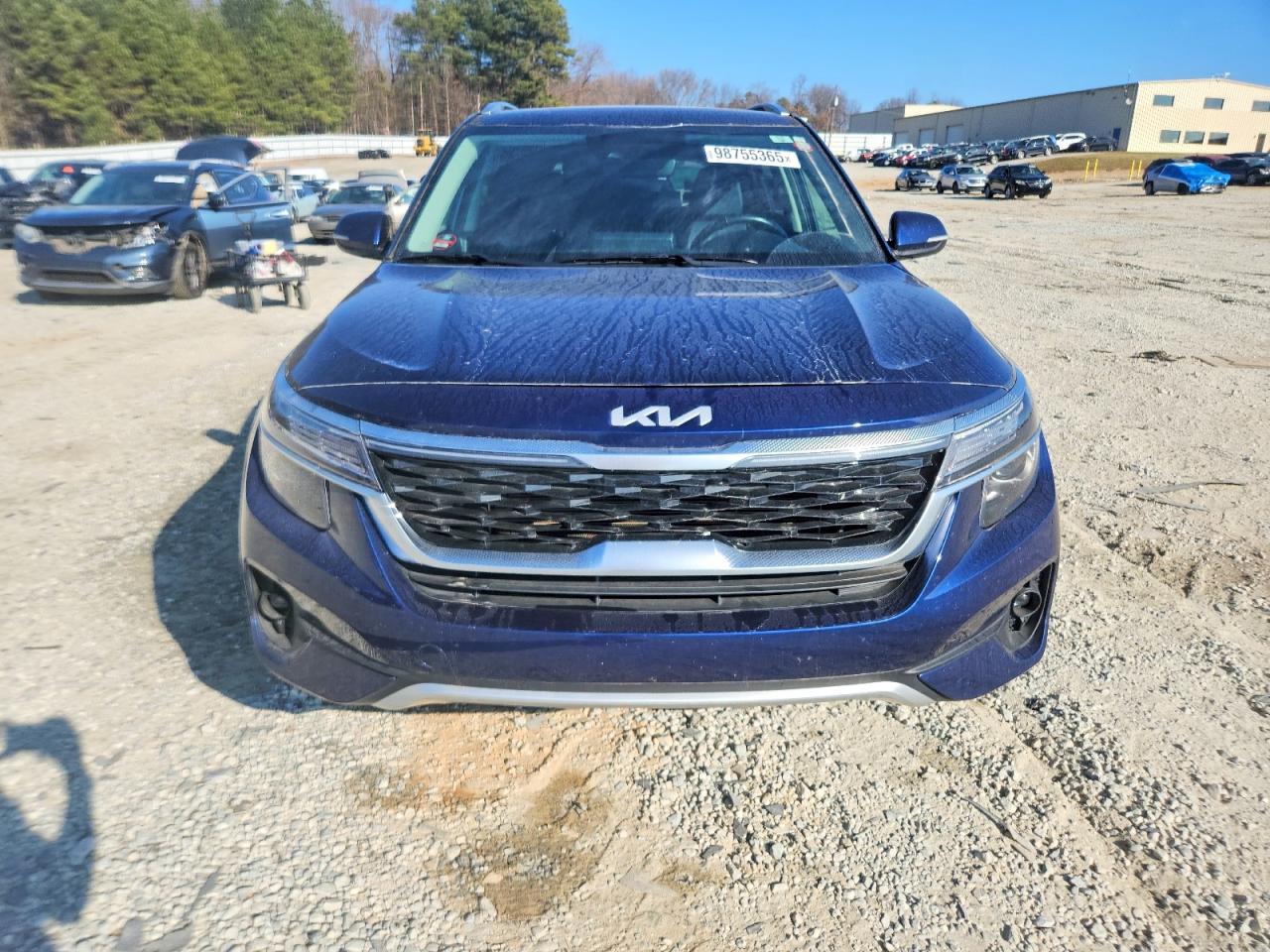 2023 KIA SELTOS EX photo 5
