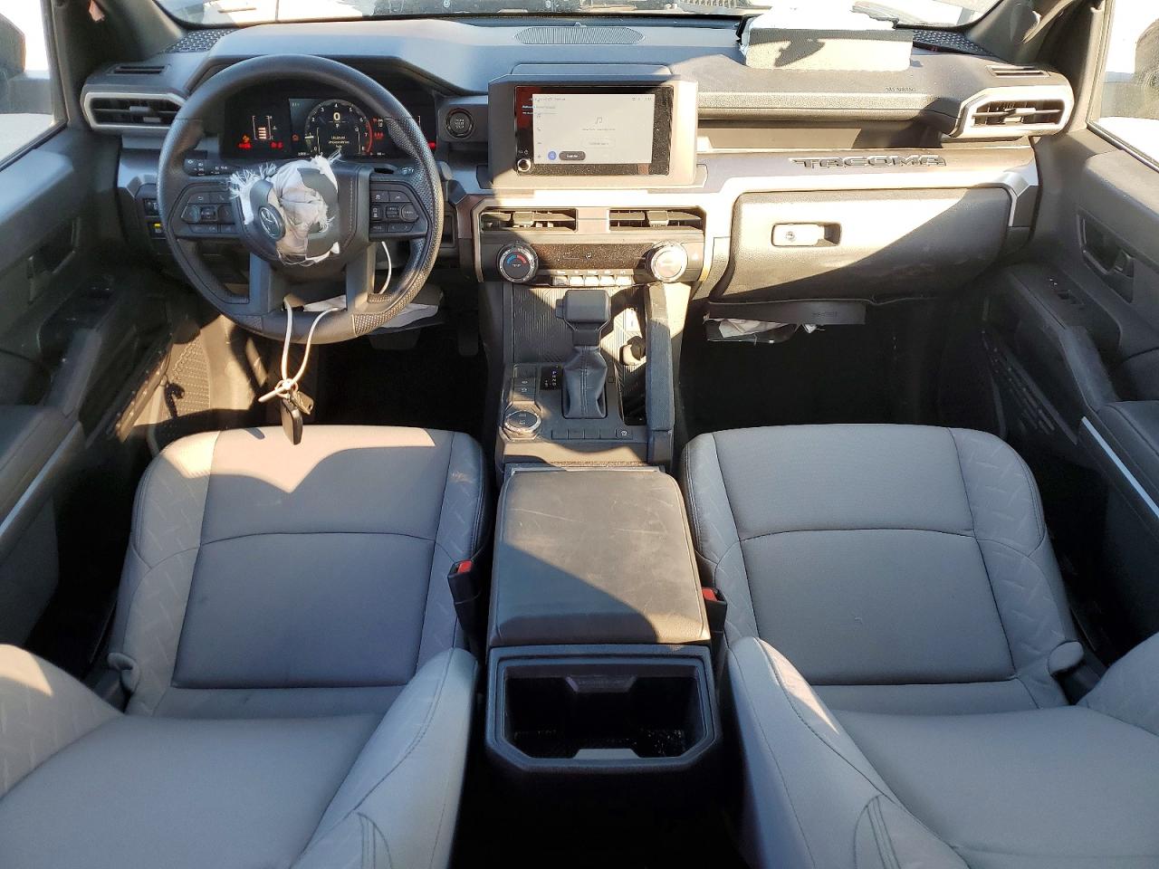 2025 TOYOTA TACOMA DOUBLE CAB photo 8