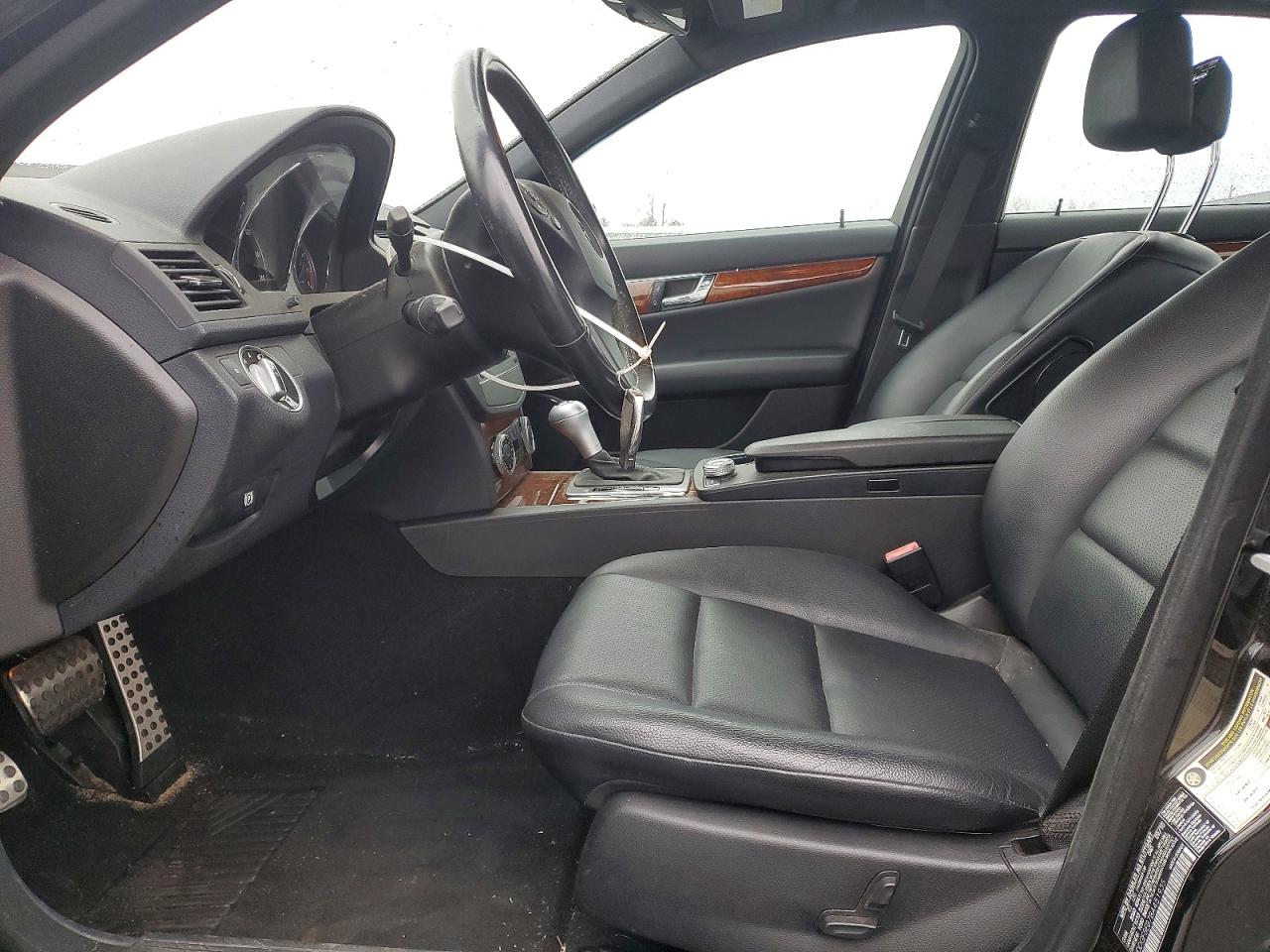 2011 MERCEDES-BENZ C 300 photo 7