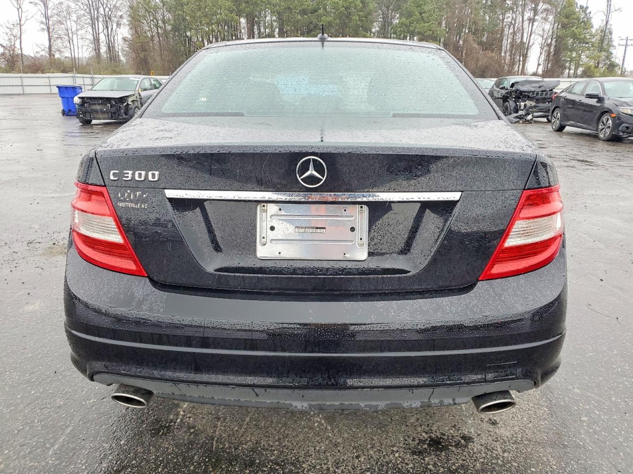 2011 MERCEDES-BENZ C 300 photo 6