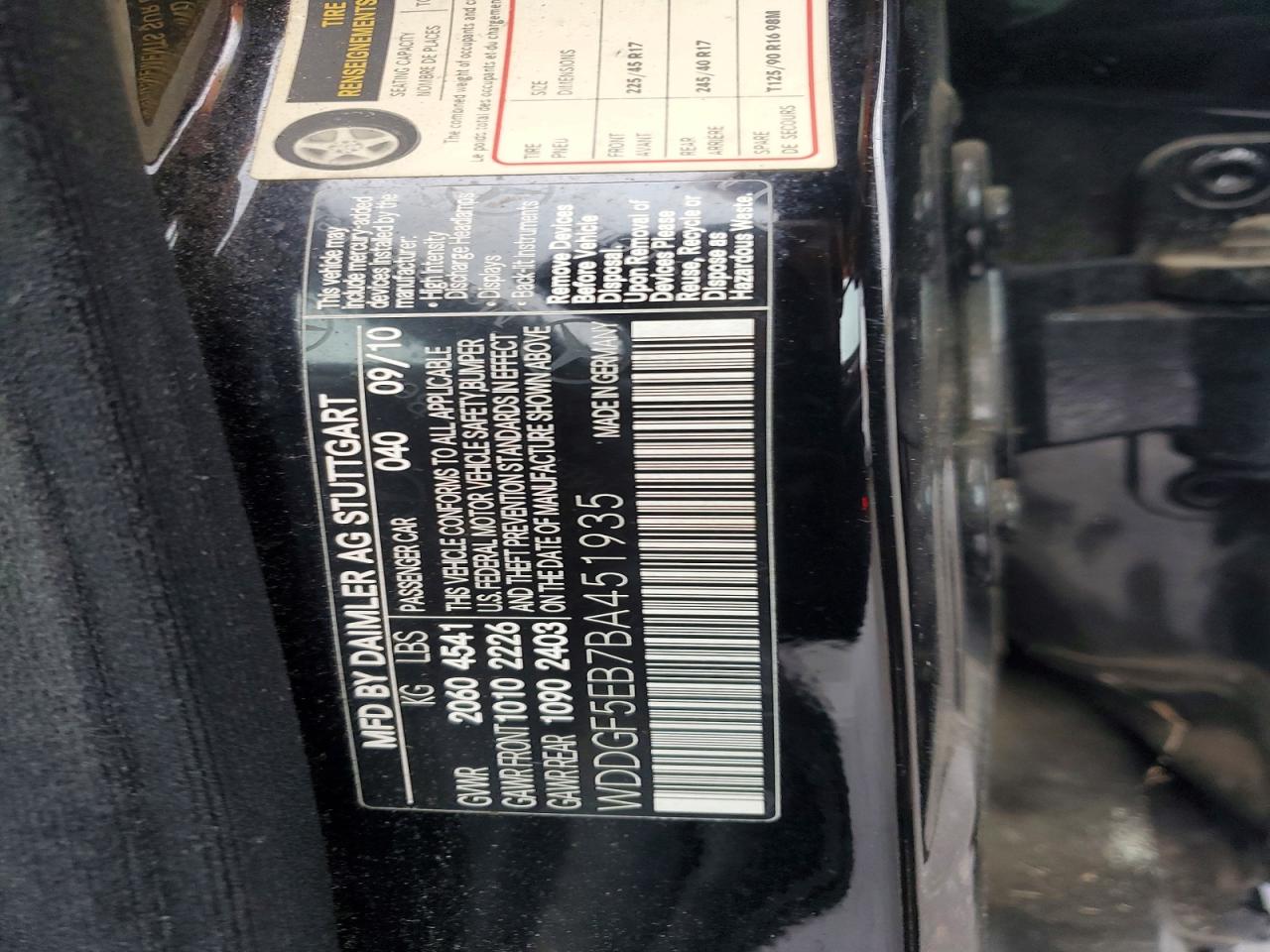 2011 MERCEDES-BENZ C 300 photo 12