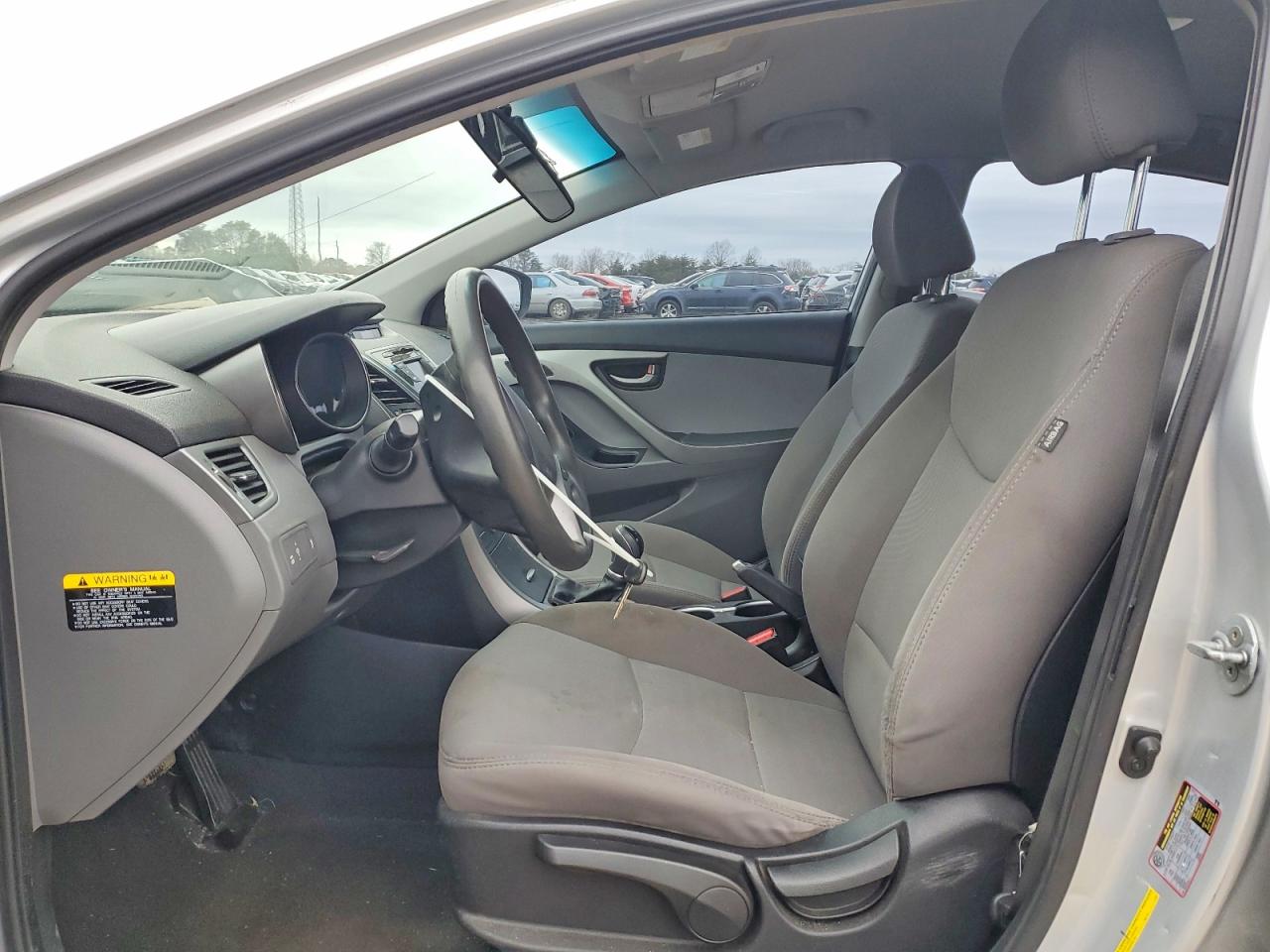 2016 HYUNDAI ELANTRA SE photo 7