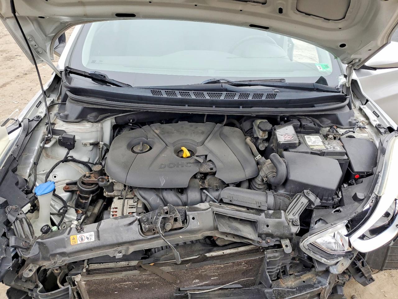 2016 HYUNDAI ELANTRA SE photo 11