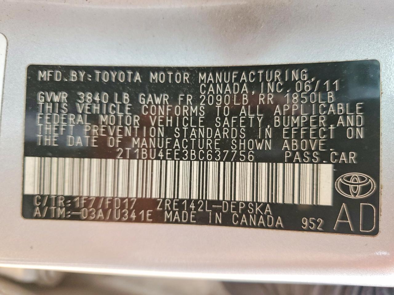 2011 TOYOTA COROLLA S photo 12