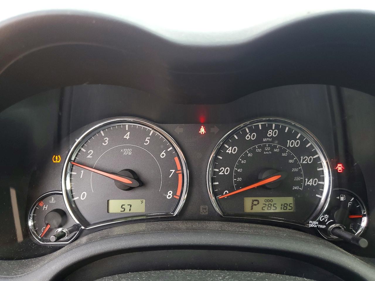 2011 TOYOTA COROLLA S photo 9
