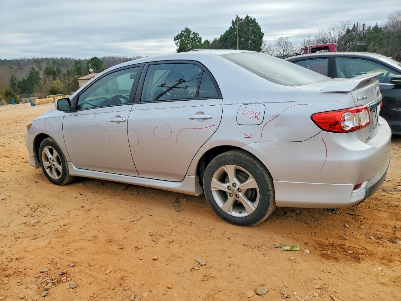 2011 TOYOTA COROLLA S photo 2