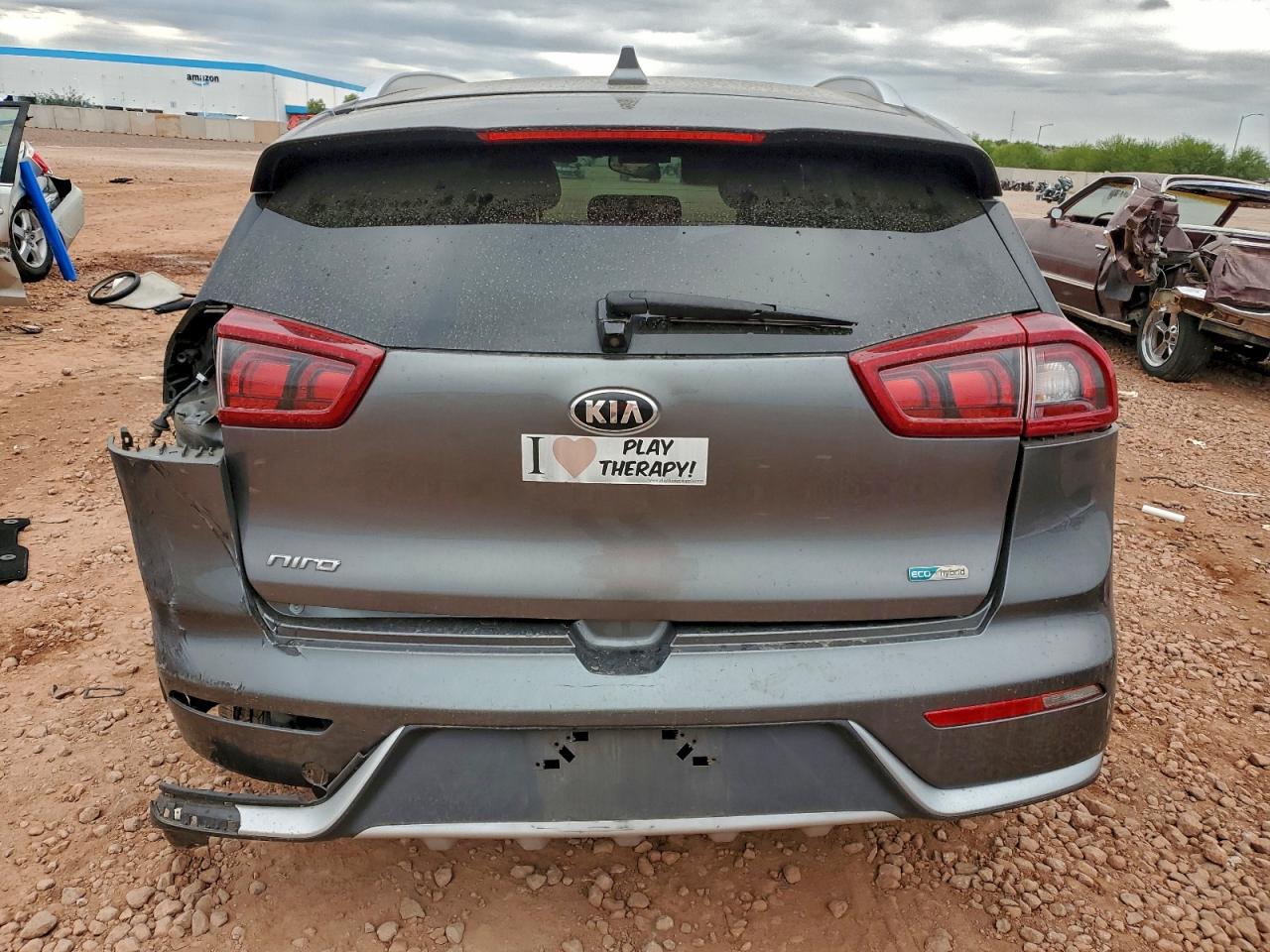 2017 KIA NIRO FE photo 6