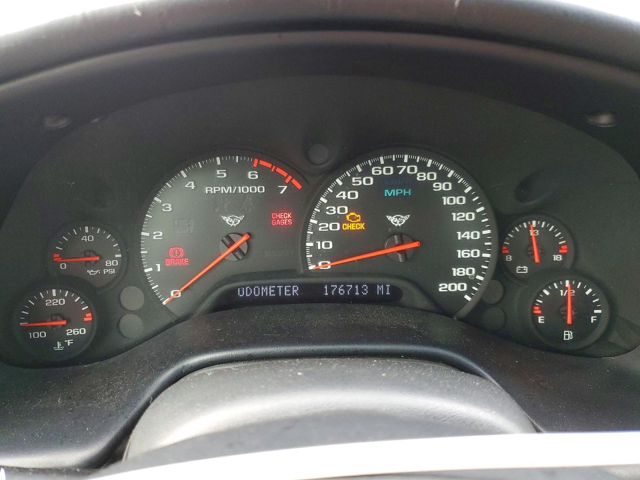 2004 CHEVROLET CORVETTE photo 25