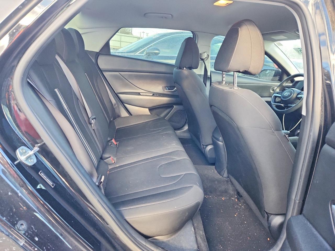 2021 HYUNDAI ELANTRA SEL photo 10