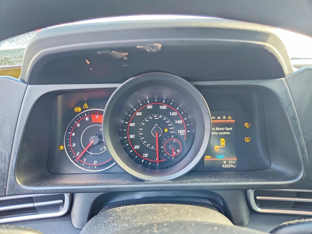 2021 HYUNDAI ELANTRA SEL photo 9