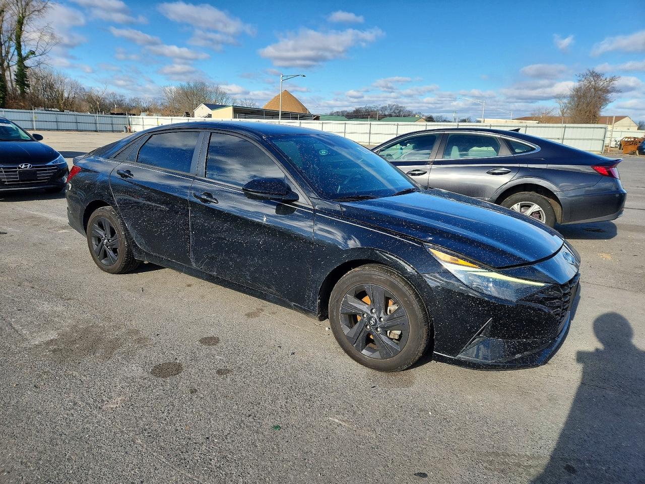 2021 HYUNDAI ELANTRA SEL photo 4