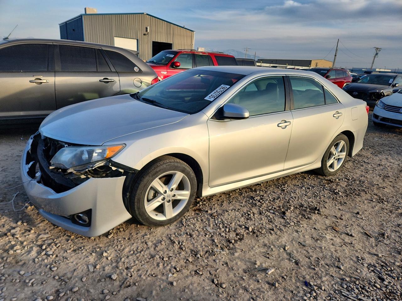 2014 TOYOTA CAMRY