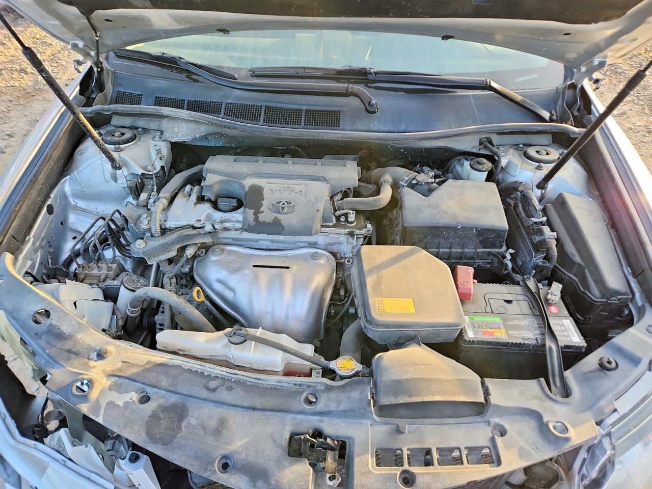 2014 TOYOTA CAMRY L photo 11