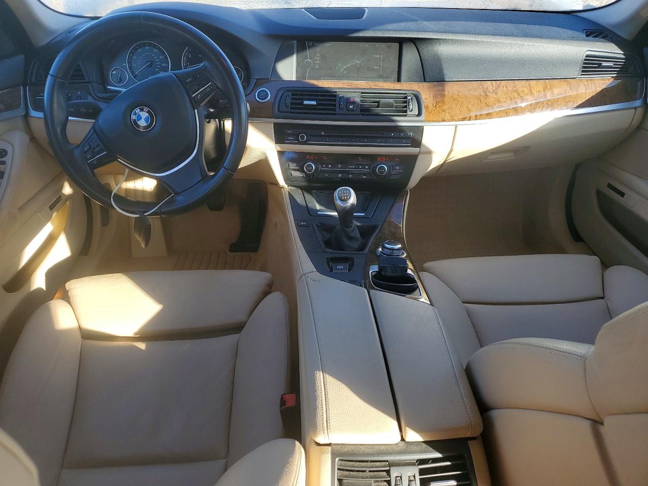2011 BMW 535 I photo 22