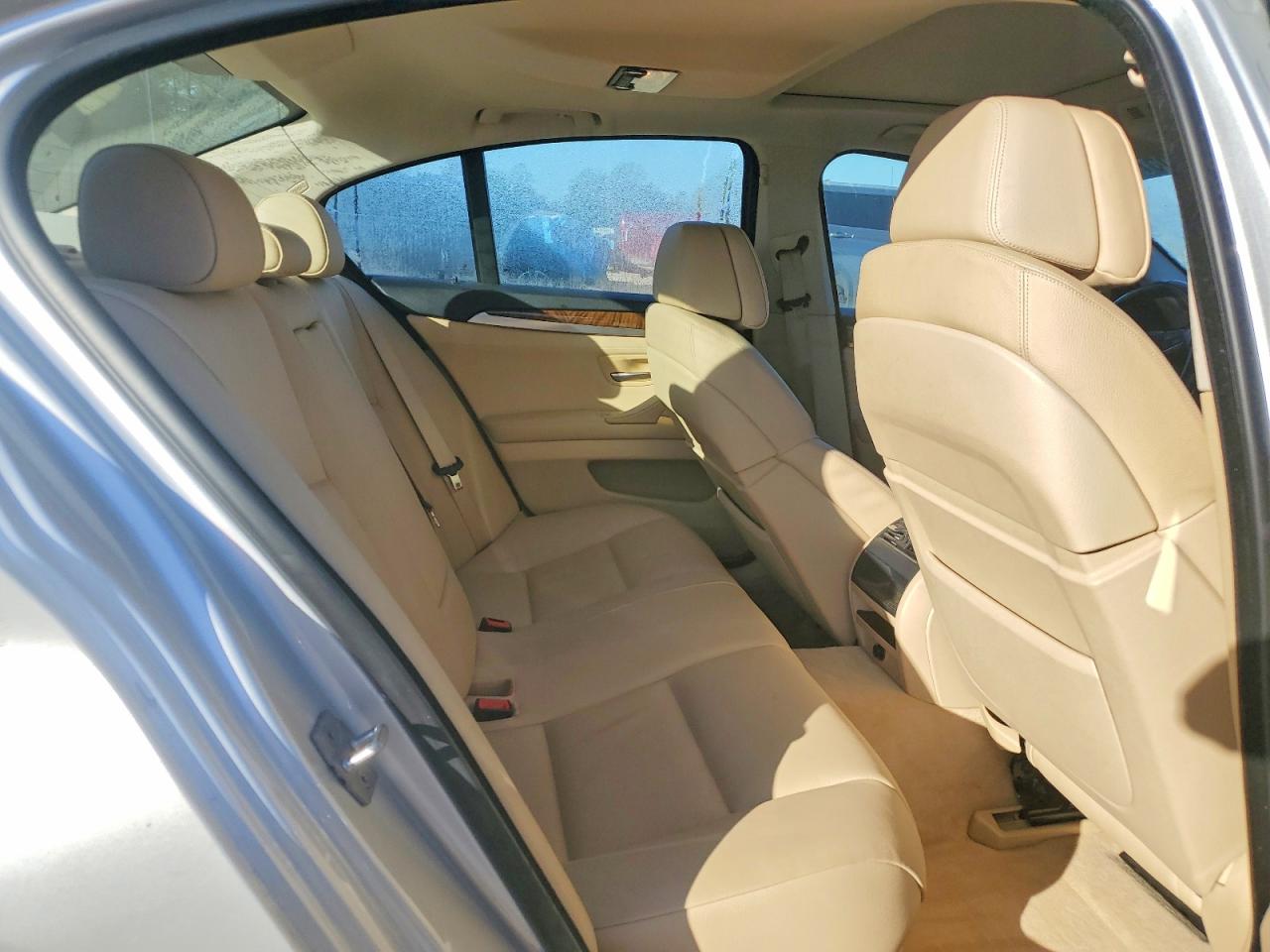 2011 BMW 535 I photo 28