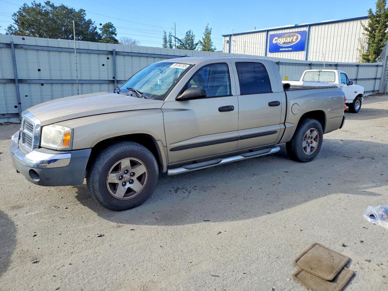 2005 DODGE DAKOTA