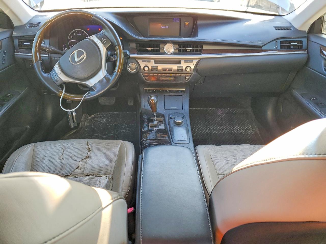 2013 LEXUS ES 350 photo 8