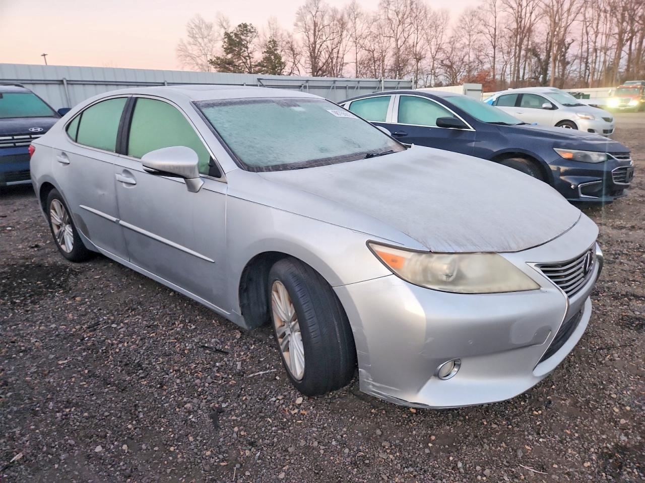 2013 LEXUS ES 350 photo 4