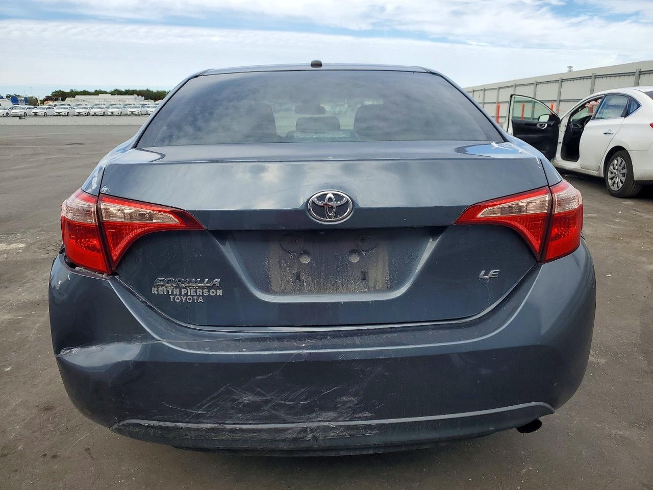2017 TOYOTA COROLLA L photo 11