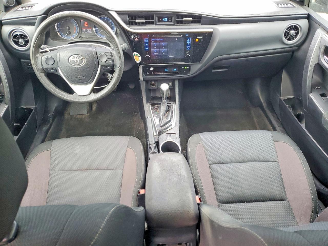 2017 TOYOTA COROLLA L photo 15