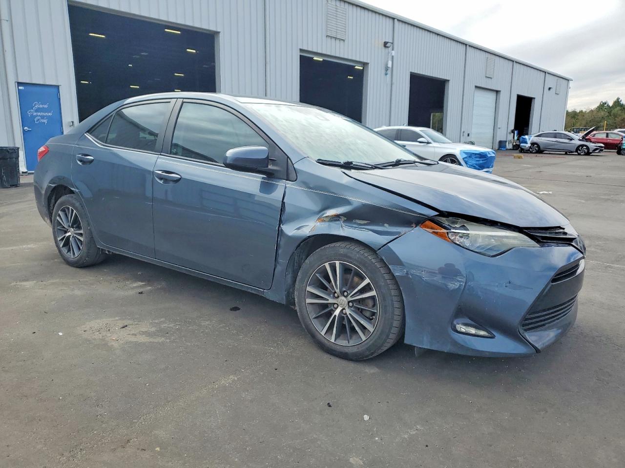 2017 TOYOTA COROLLA L photo 7