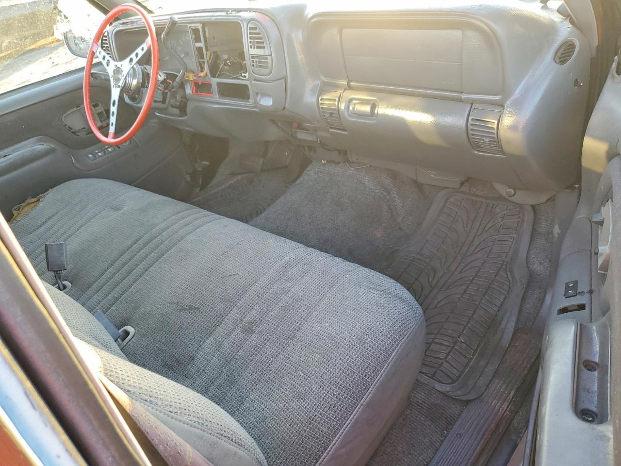 1998 GMC SIERRA C1500 photo 8