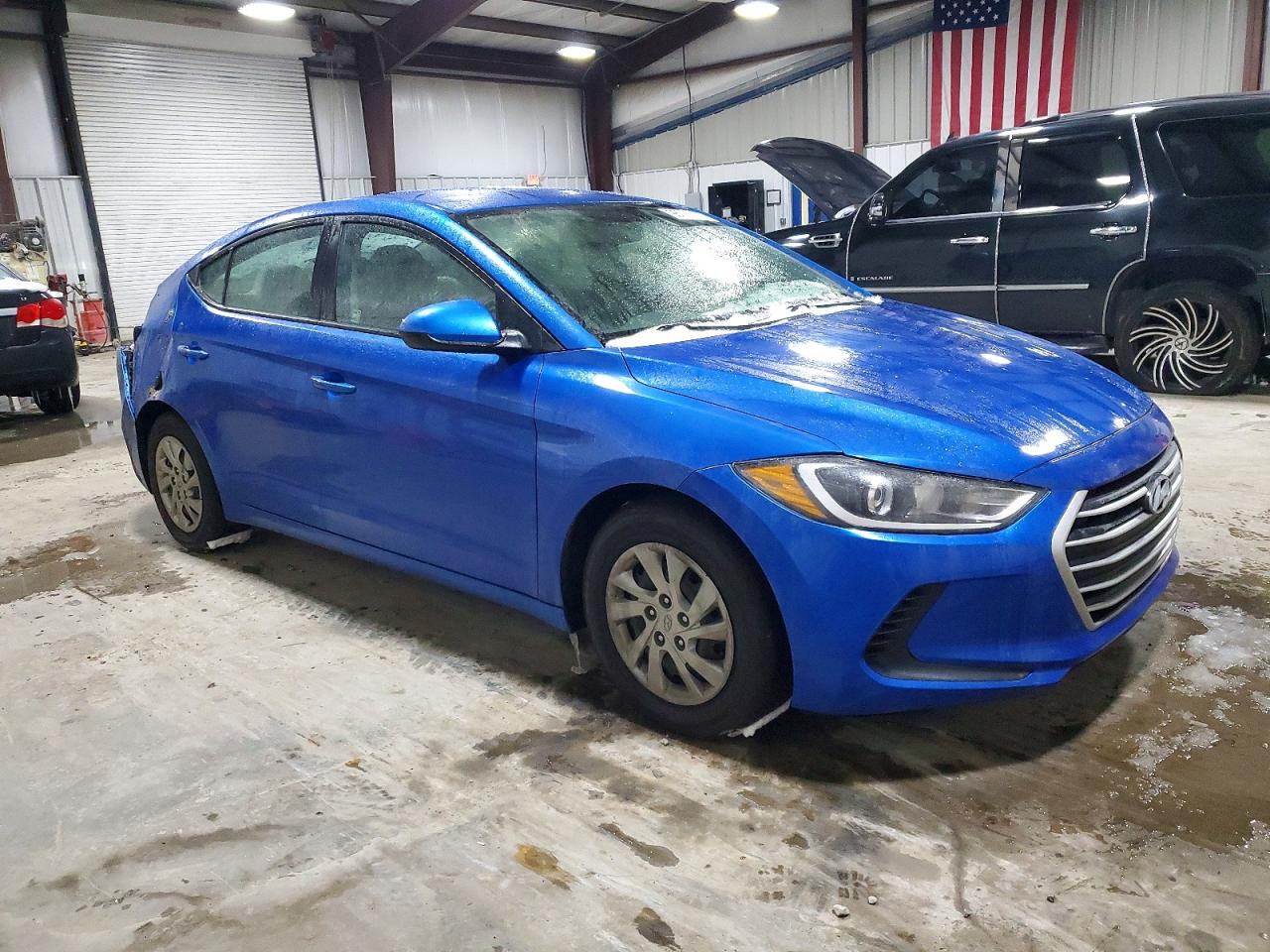 2017 HYUNDAI ELANTRA SE photo 4