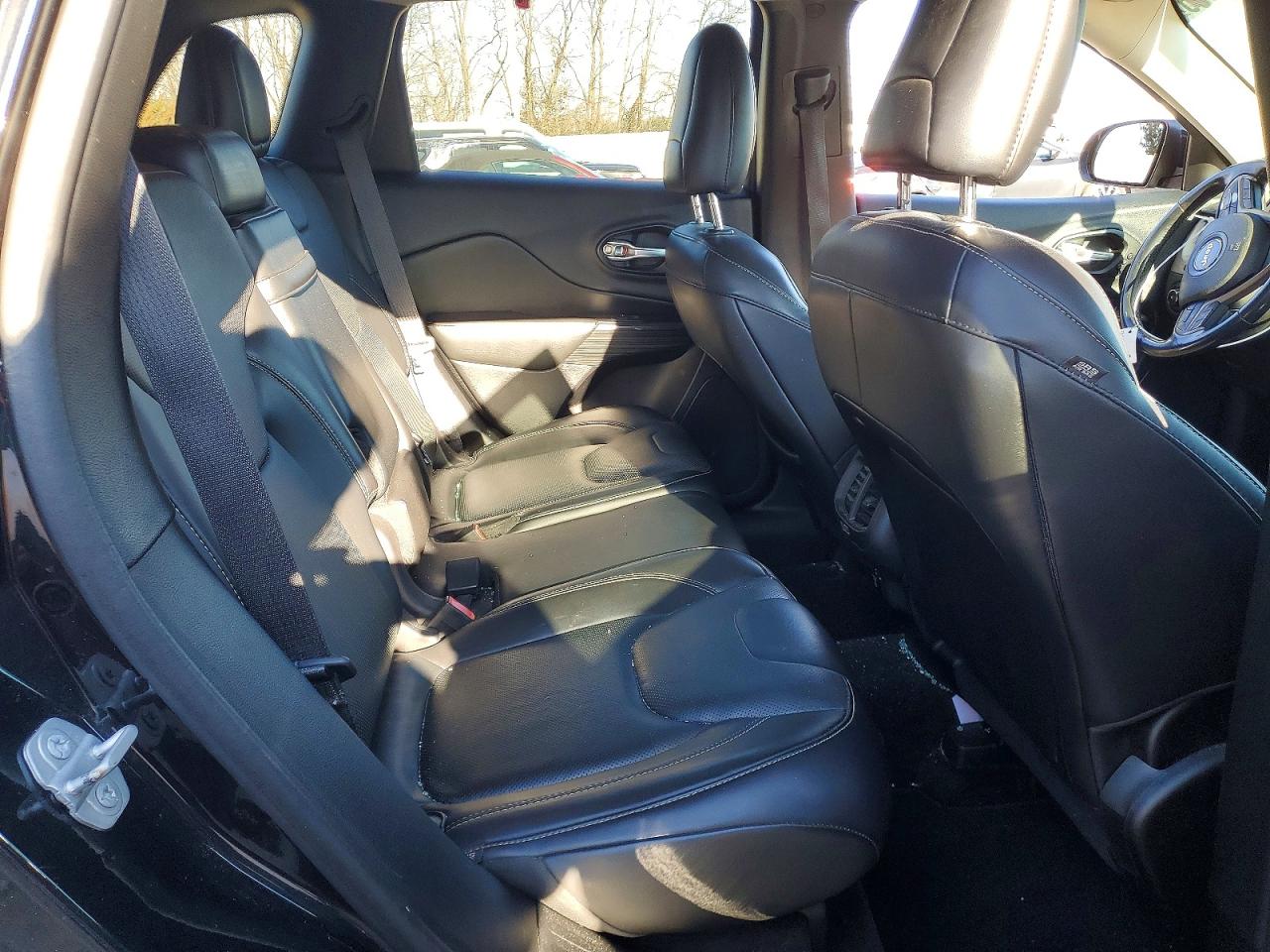 2015 JEEP CHEROKEE LIMITED photo 11