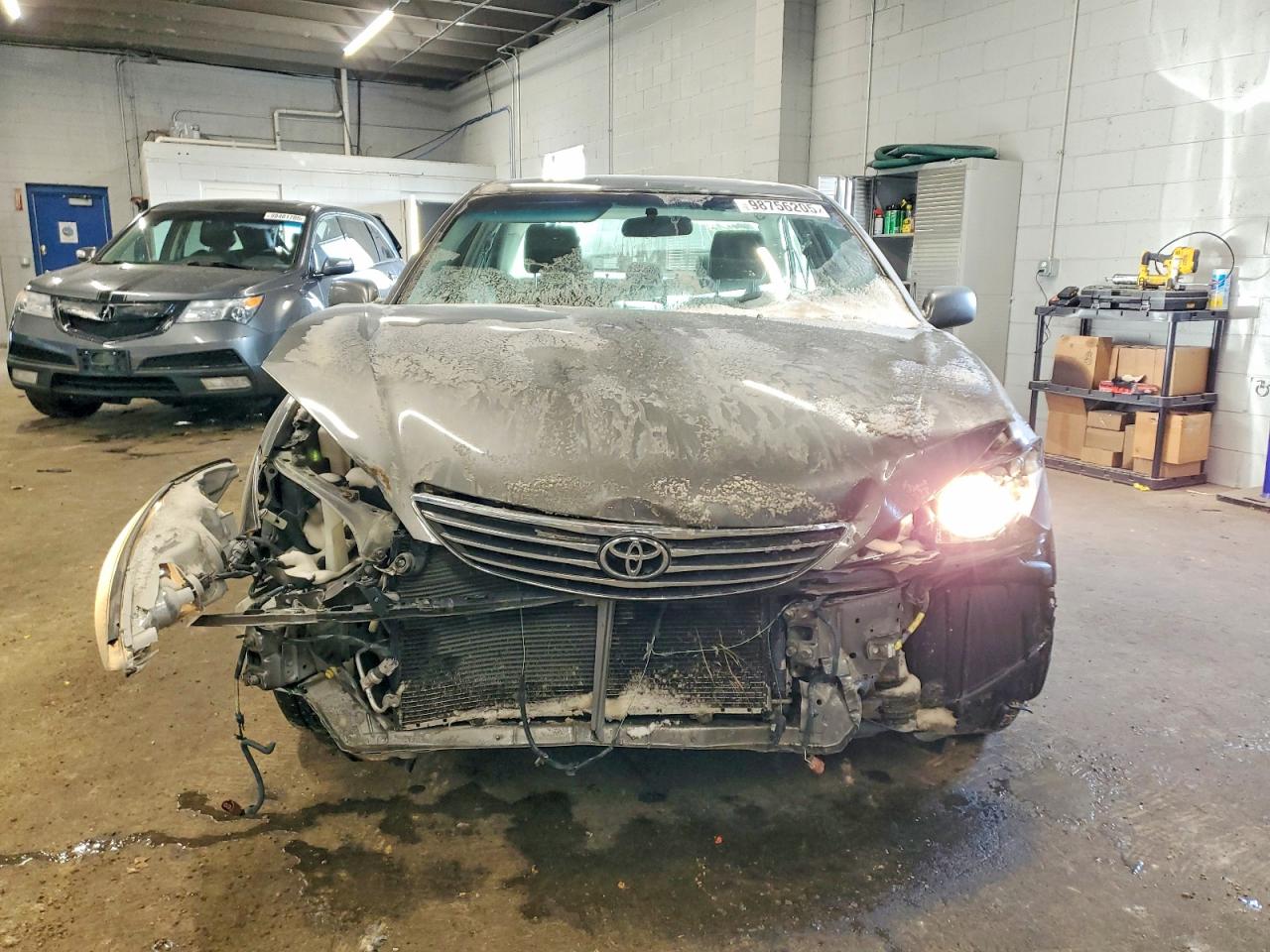 2005 TOYOTA CAMRY LE photo 5